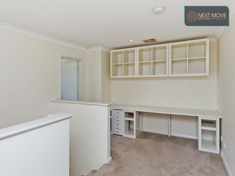7b Potts St, Melville WA 6156
