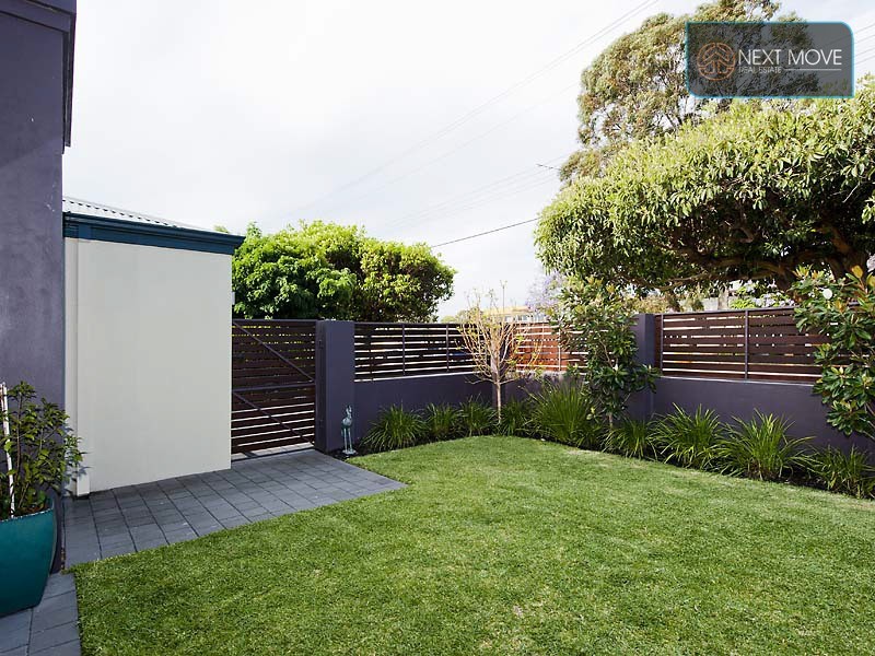 7b Potts St, Melville WA 6156