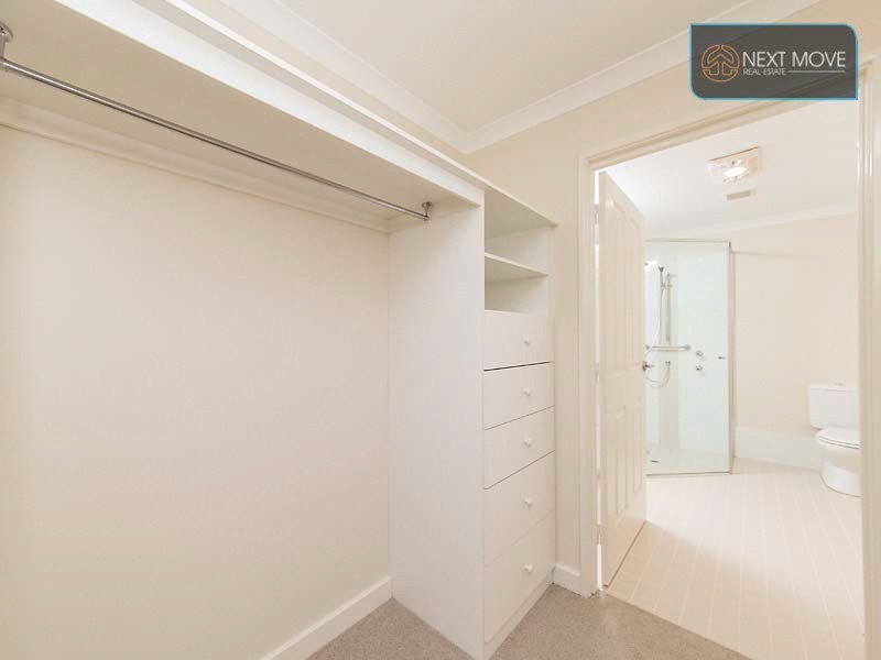 24/84 Foley Village, Collick Street, Hilton WA 6163