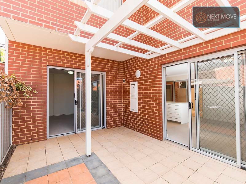 24/84 Foley Village, Collick Street, Hilton WA 6163