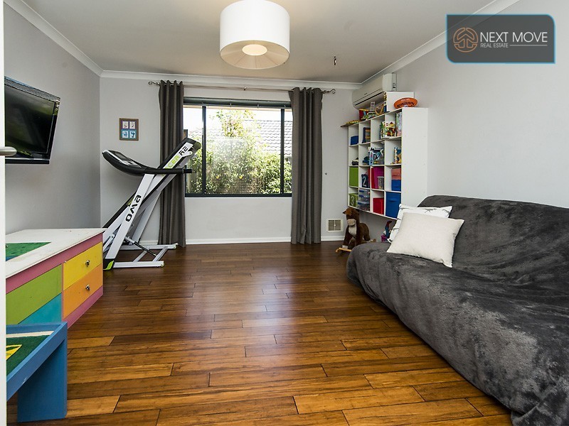 9 Kirby St, Willagee WA 6156
