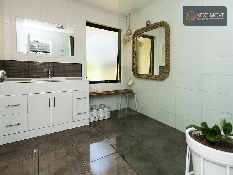 9 Kirby St, Willagee WA 6156