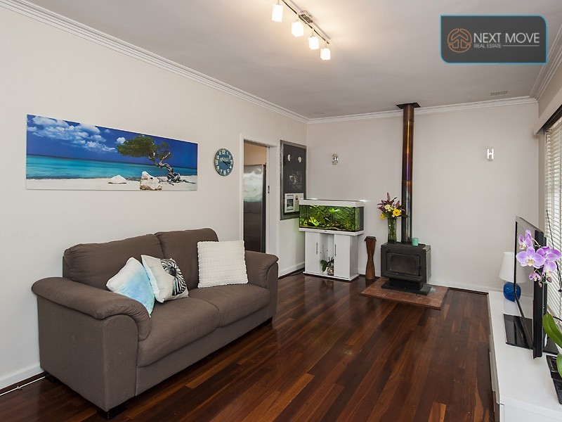 18 Radney St, Willagee WA 6156