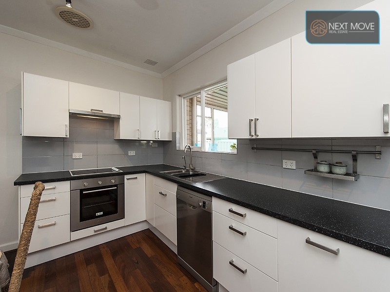 18 Radney St, Willagee WA 6156