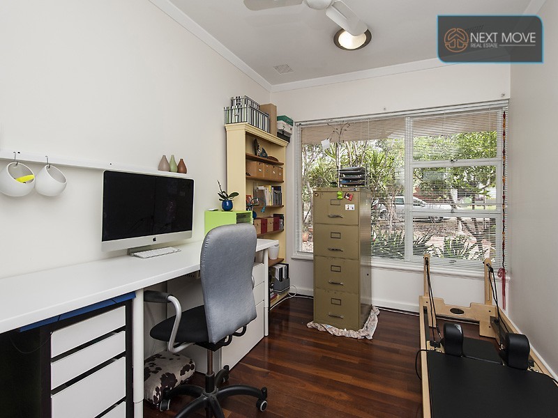 18 Radney St, Willagee WA 6156