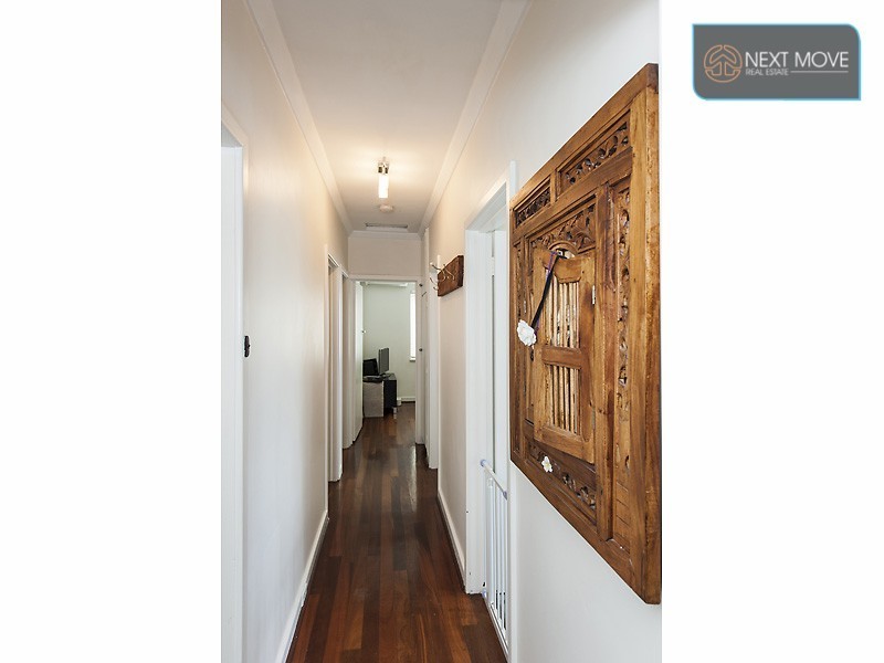 18 Radney St, Willagee WA 6156