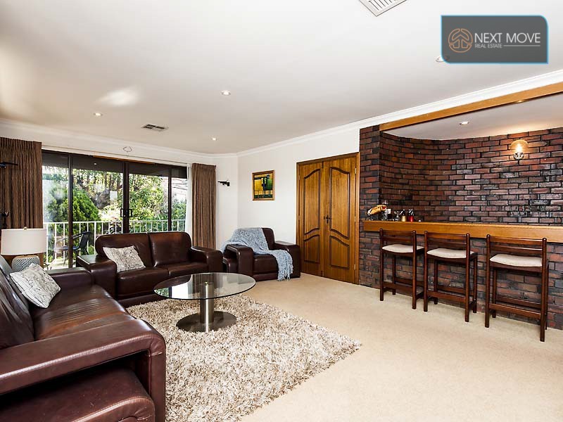 298 Hamilton Rd, Spearwood WA 6163
