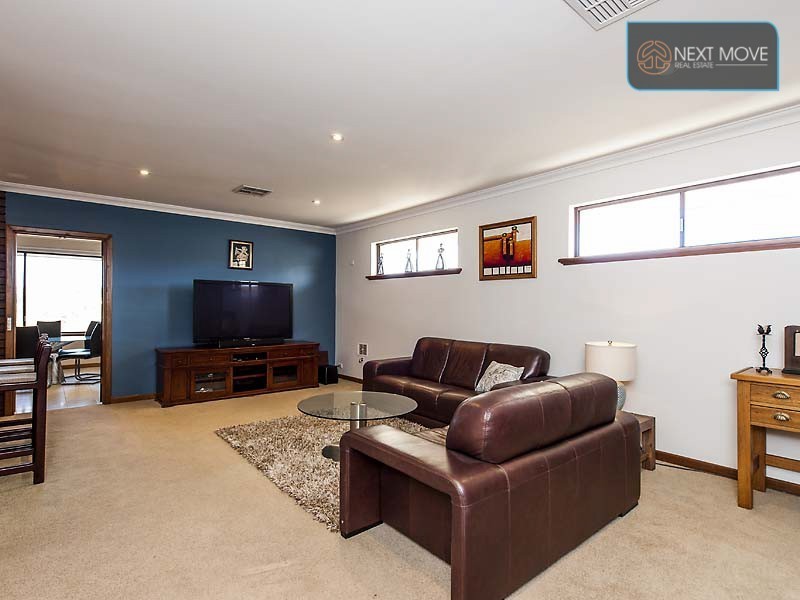 298 Hamilton Rd, Spearwood WA 6163