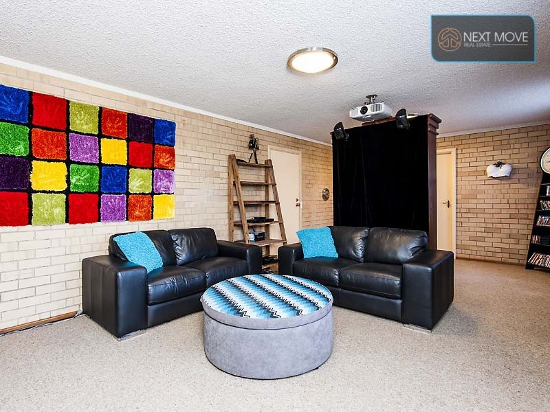 298 Hamilton Rd, Spearwood WA 6163