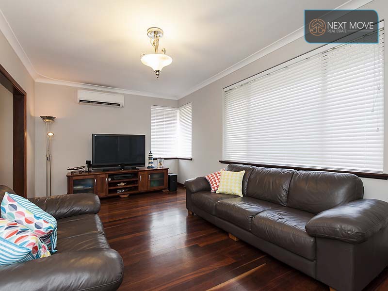9 Moorhouse St, Willagee WA 6156