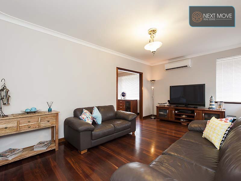 9 Moorhouse St, Willagee WA 6156