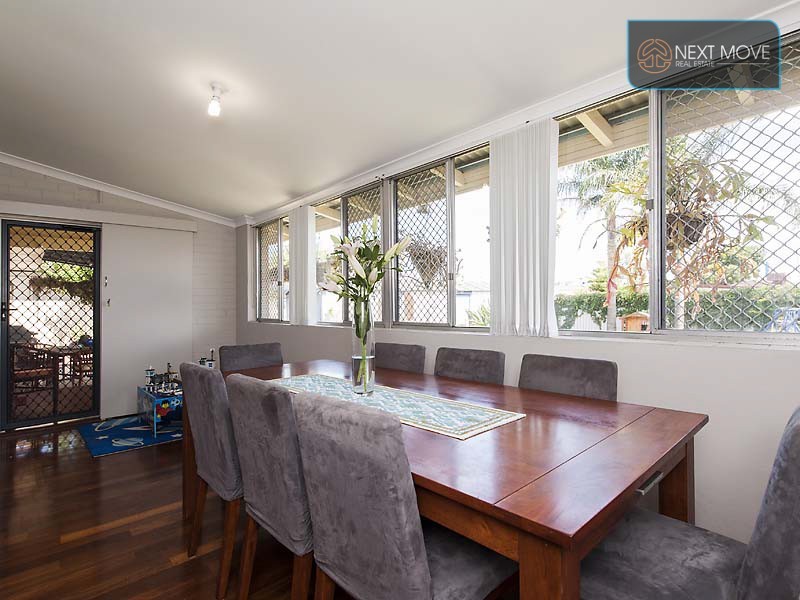 9 Moorhouse St, Willagee WA 6156