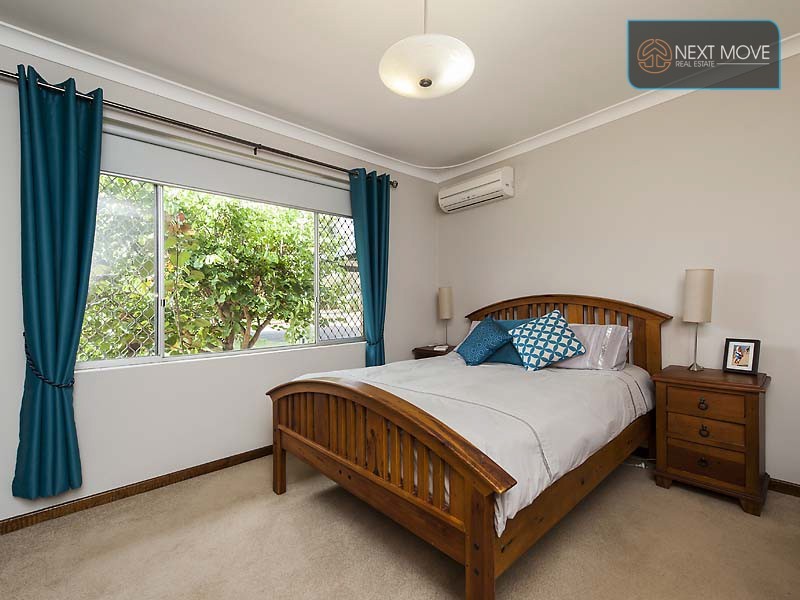 9 Moorhouse St, Willagee WA 6156