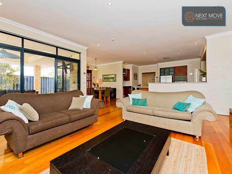 10 Finney Street, Willagee WA 6156