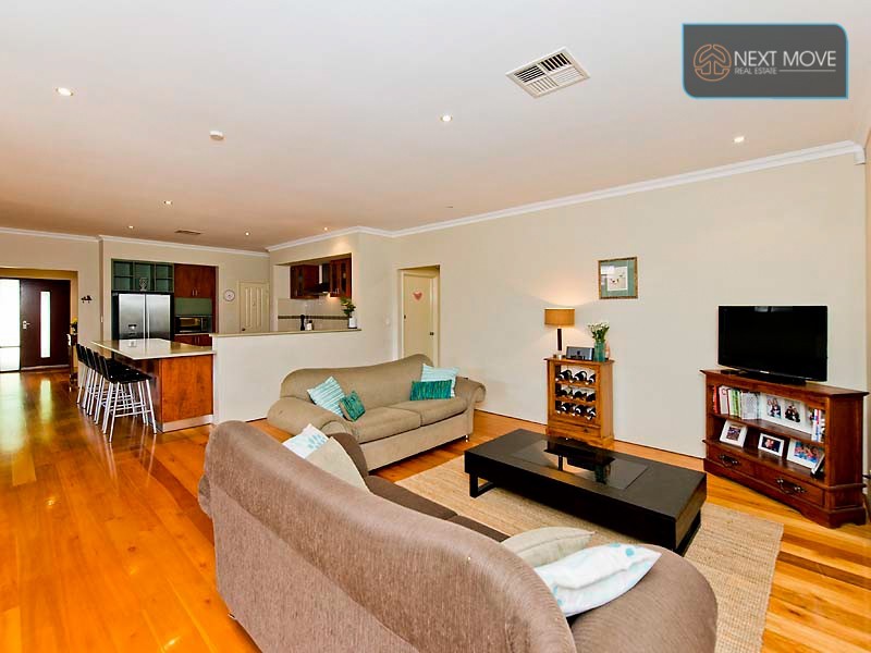 10 Finney Street, Willagee WA 6156