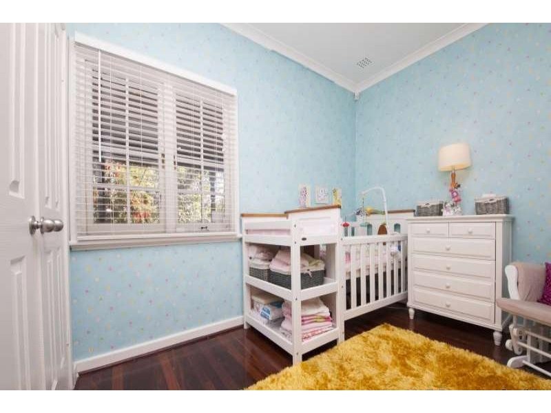 5 Bartlett St, Willagee WA 6156