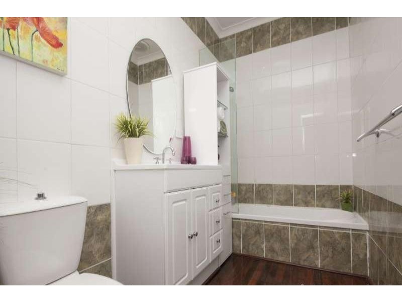 5 Bartlett St, Willagee WA 6156