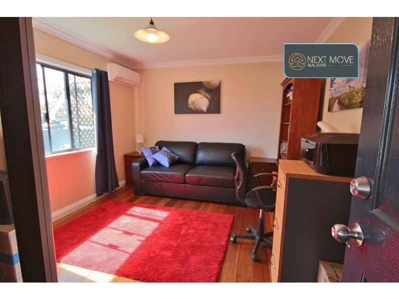 8 Dunford St, Willagee WA 6156