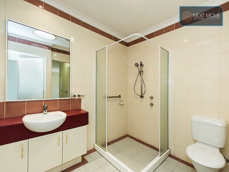 15/36 Margaret Hubery Village, Fifth Ave, Rossmoyne WA 6148