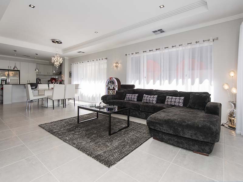 135 Clontarf Road, Hamilton Hill WA 6163