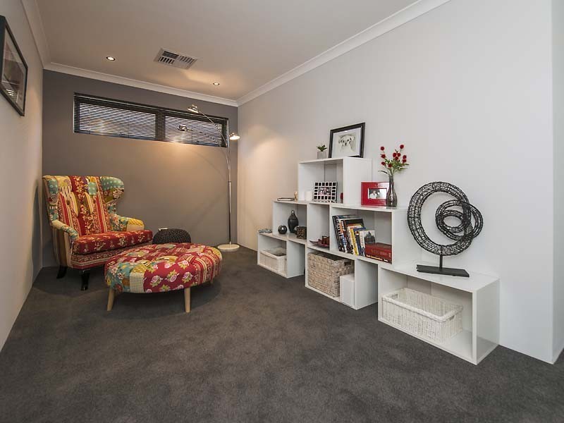 135 Clontarf Road, Hamilton Hill WA 6163