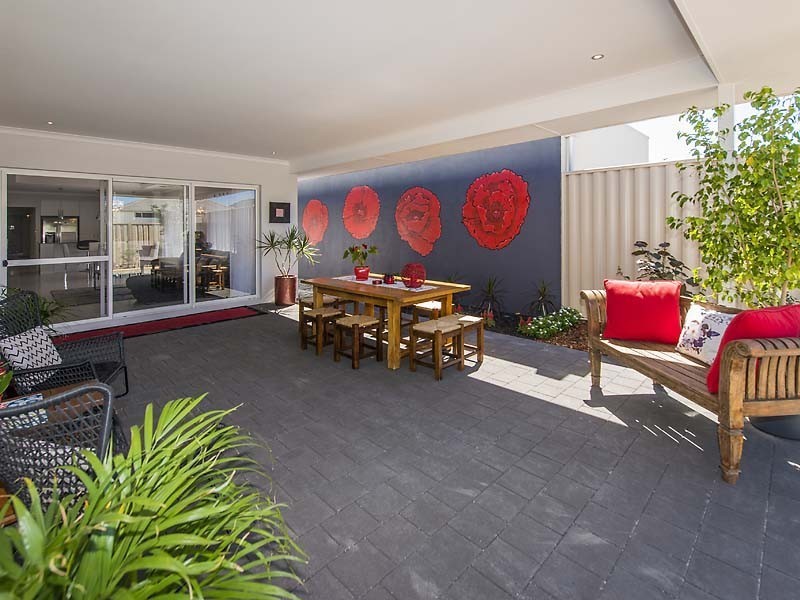 135 Clontarf Road, Hamilton Hill WA 6163