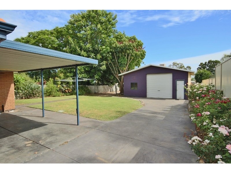 6 Stainer St, Willagee WA 6156