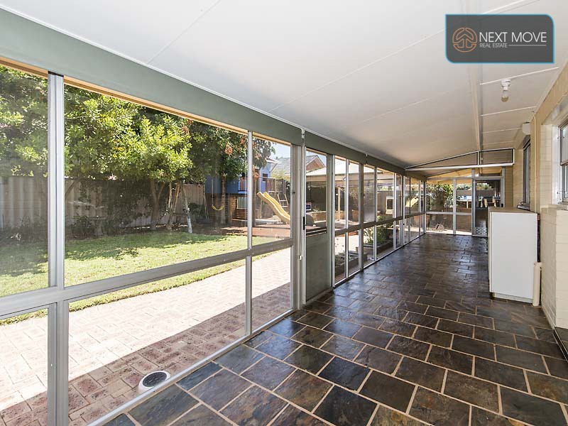 4 Worley St, Willagee WA 6156