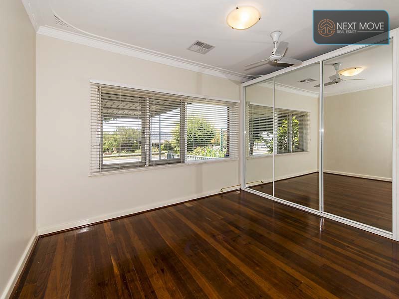 4 Worley St, Willagee WA 6156