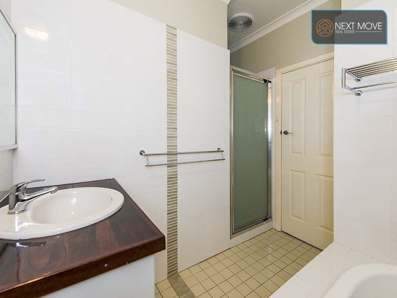 4 Worley St, Willagee WA 6156