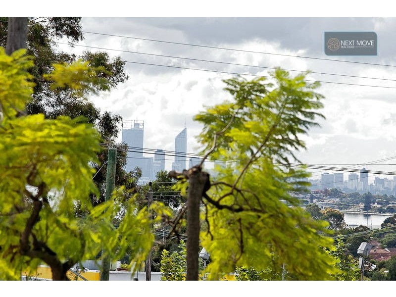 4 Worley St, Willagee WA 6156