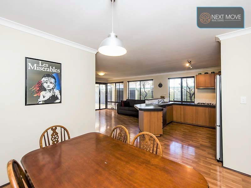 5a Milroy St, Willagee WA 6156