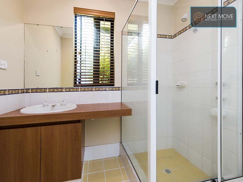 5a Milroy St, Willagee WA 6156