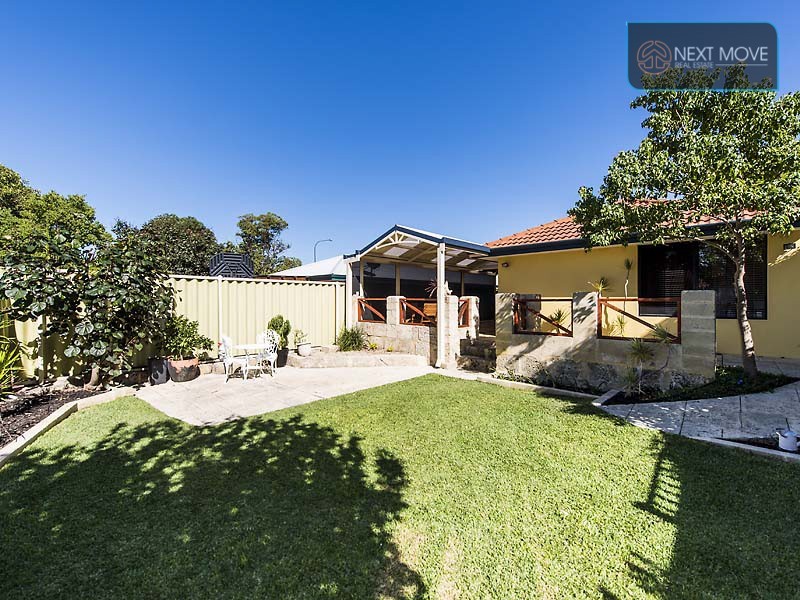 5a Milroy St, Willagee WA 6156