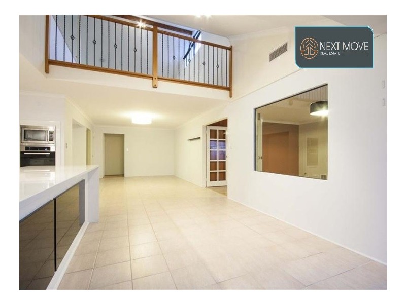 16 Cheshunt Gdns, North Lake WA 6163