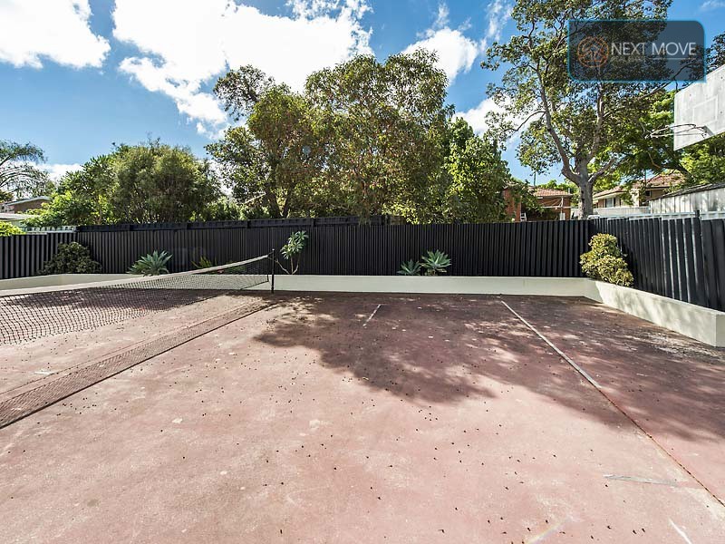 14 Bawdan St, Willagee WA 6156