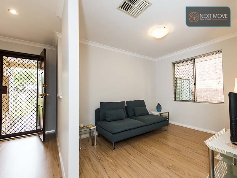 8 Clause St, Willagee WA 6156