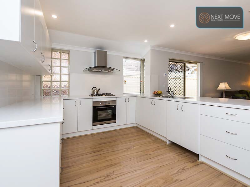 8 Clause St, Willagee WA 6156