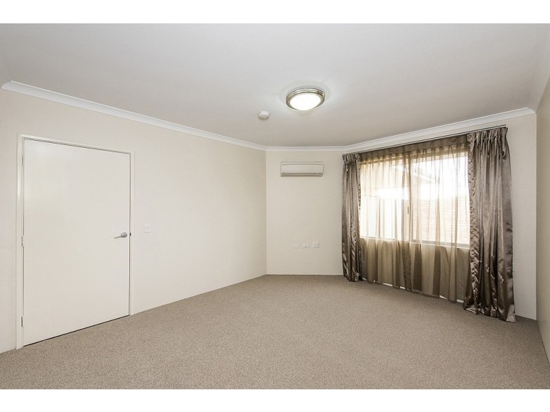 87/84 Foley Village, Collick St, Hilton WA 6163