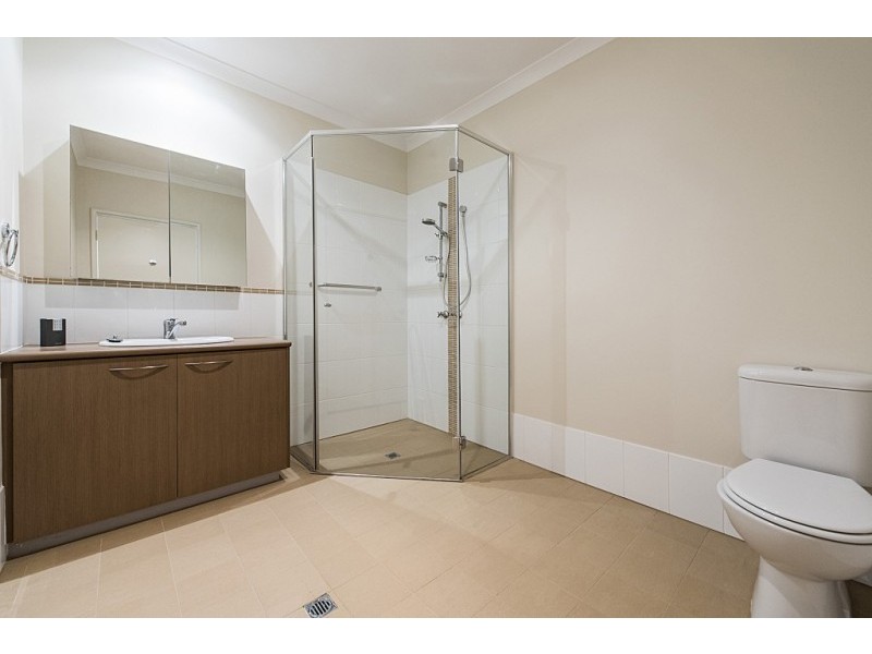 87/84 Foley Village, Collick St, Hilton WA 6163