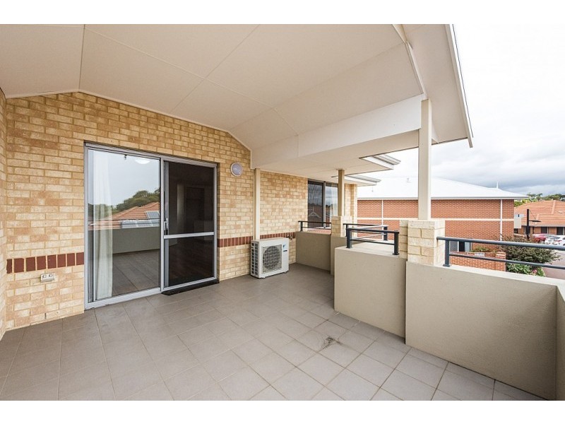 87/84 Foley Village, Collick St, Hilton WA 6163