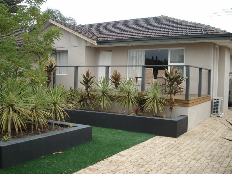 1/167 Moreing Rd, Attadale WA 6156