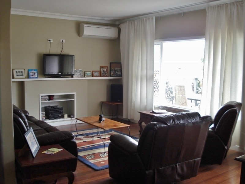 1/167 Moreing Rd, Attadale WA 6156