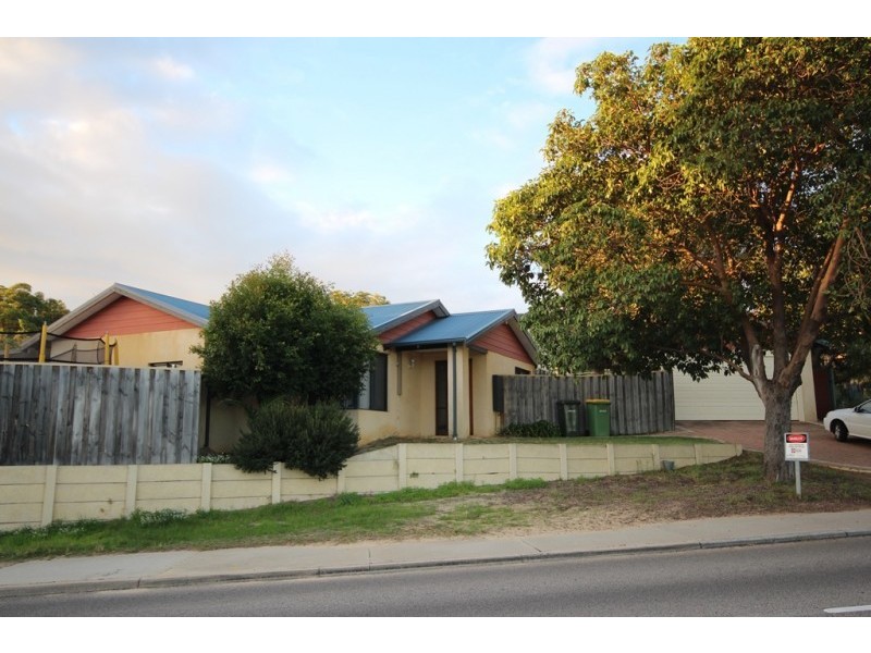 7b Bassett St, Willagee WA 6156