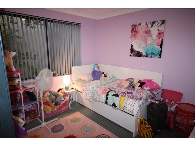 7b Bassett St, Willagee WA 6156