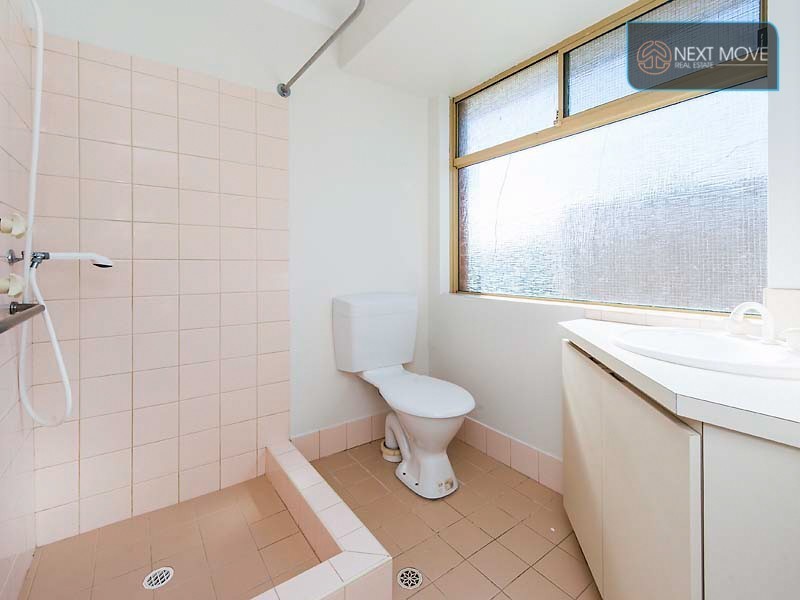 3a Moorhouse St, Willagee WA 6156