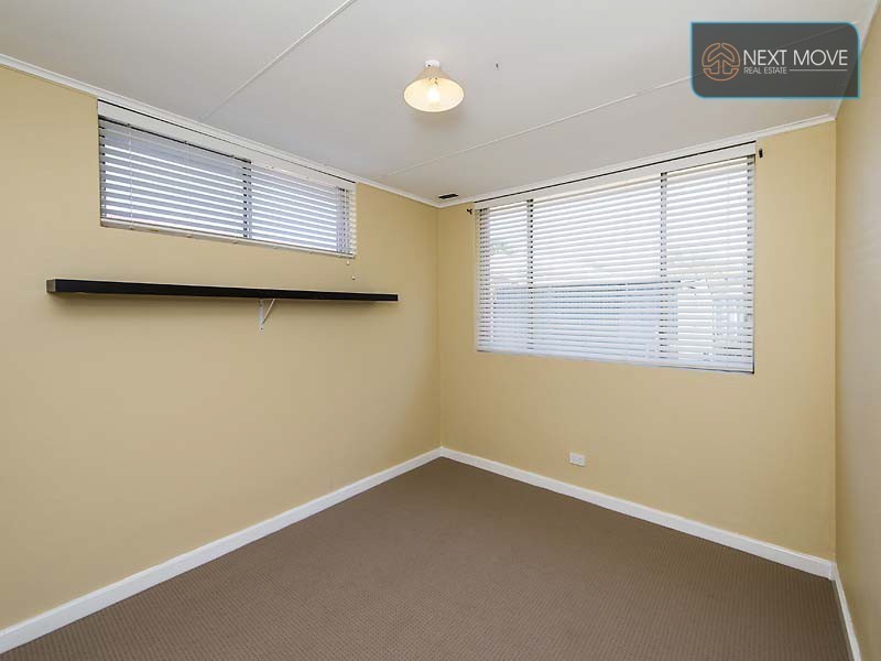 4 Worley St, Willagee WA 6156
