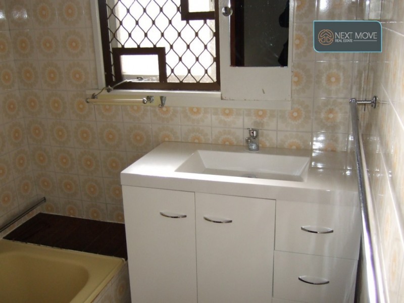 92 Arkwell Street, Willagee WA 6156