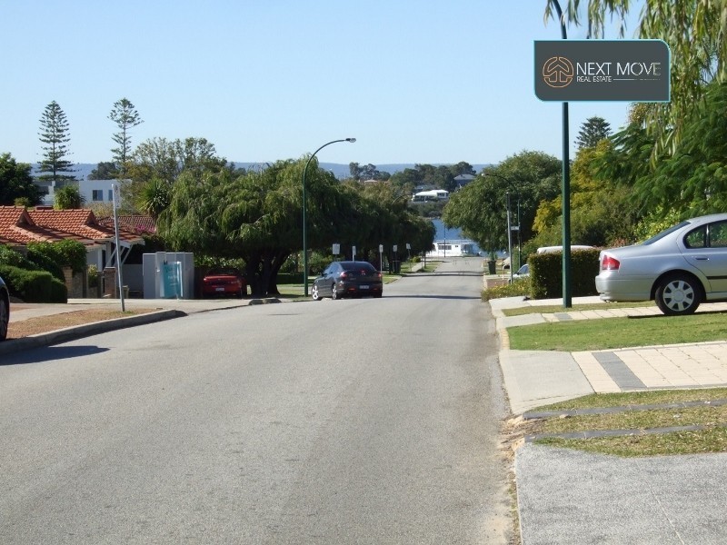 2 Helm Street, Mount Pleasant WA 6153