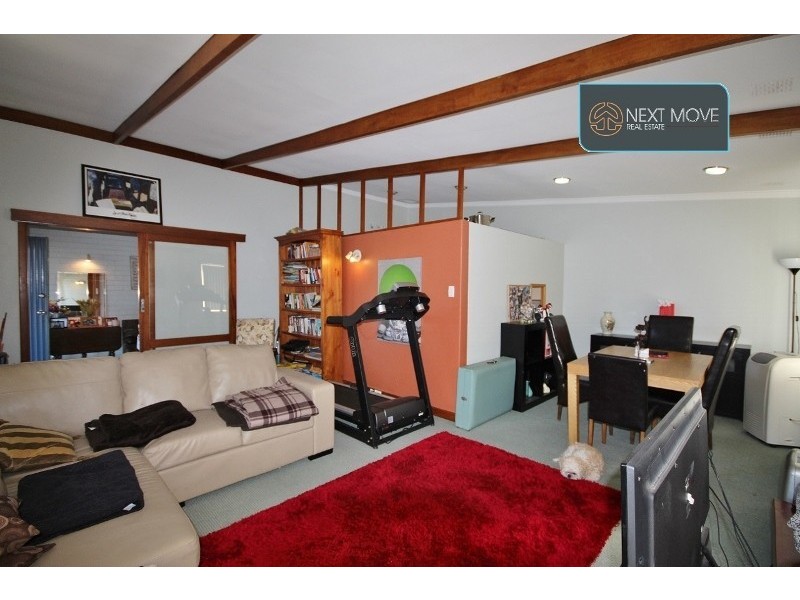 16 Caple St, Willagee WA 6156